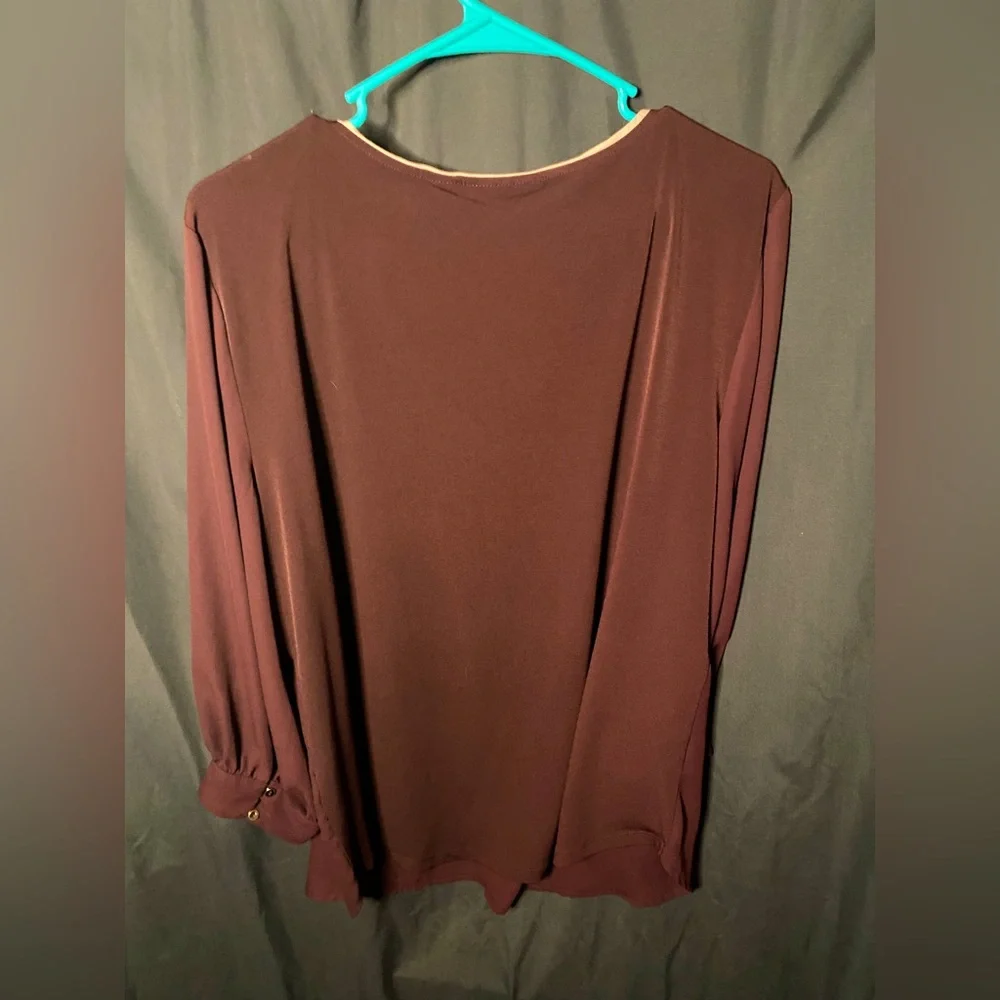 New York & Co Long Sleeve Blouse - Picture 4 of 4